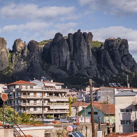 Andromachis Moneto Residence Under Meteora Kalampaka Exteriör bild