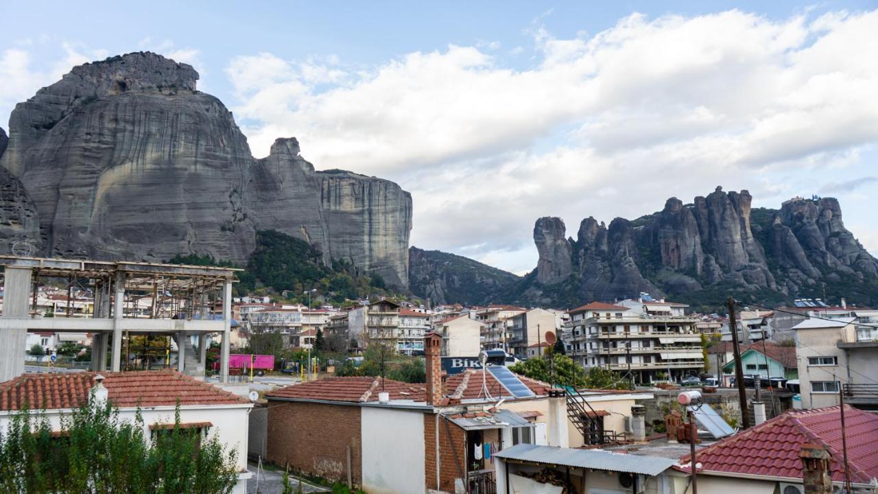 Andromachis Moneto Residence Under Meteora Kalampaka Exteriör bild